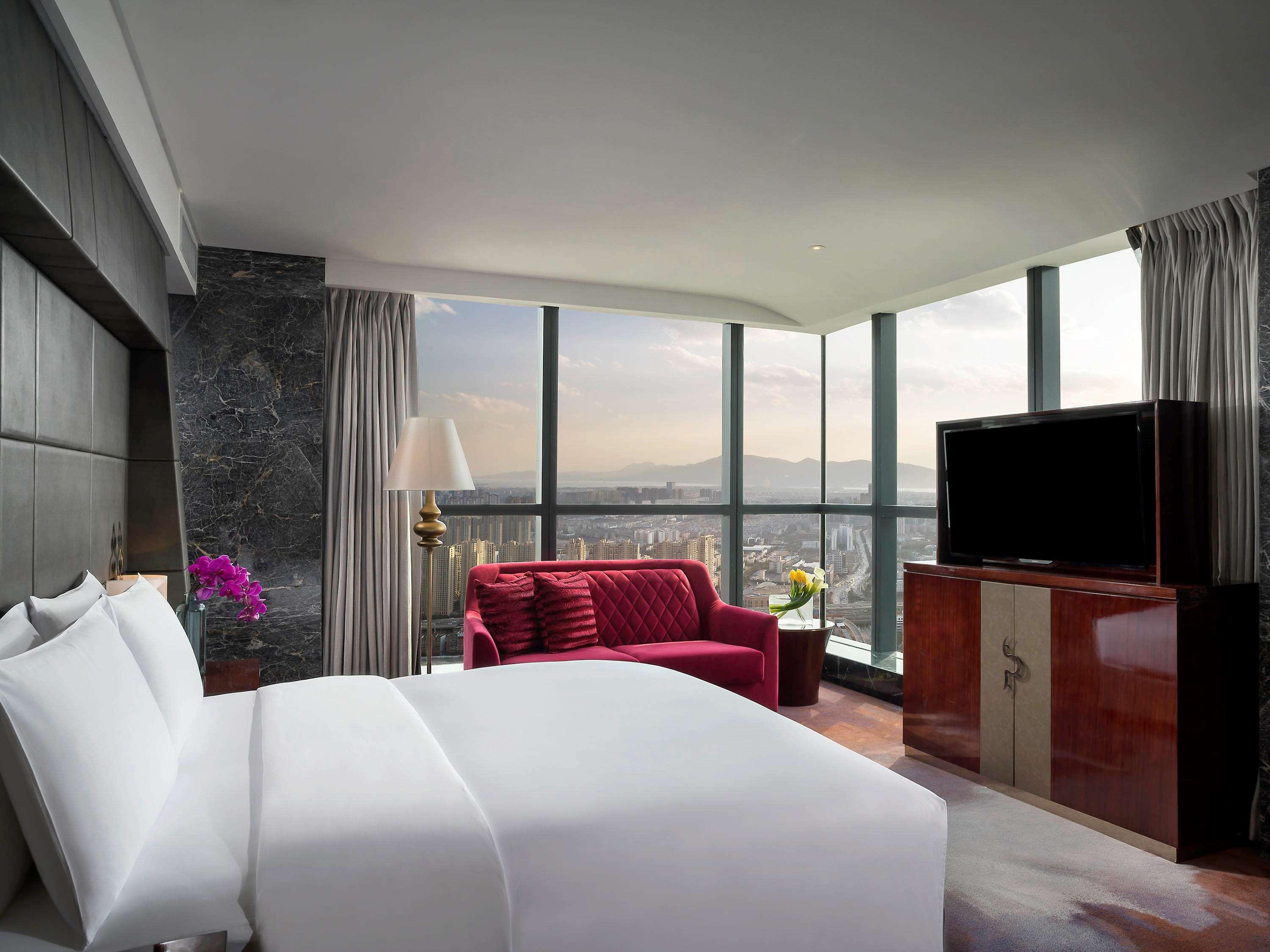 Sofitel Kunming Hotel Екстериор снимка