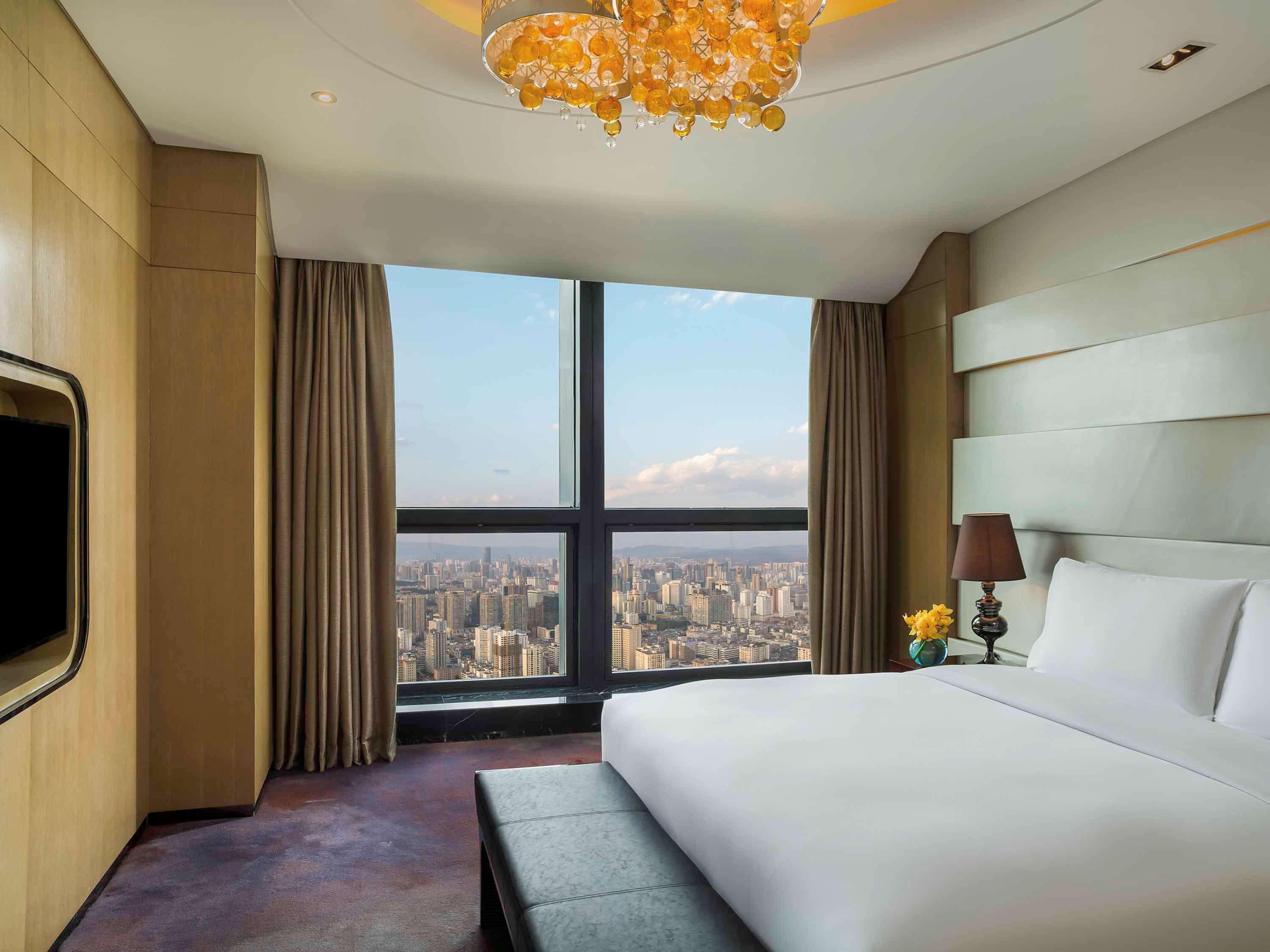 Sofitel Kunming Hotel Екстериор снимка