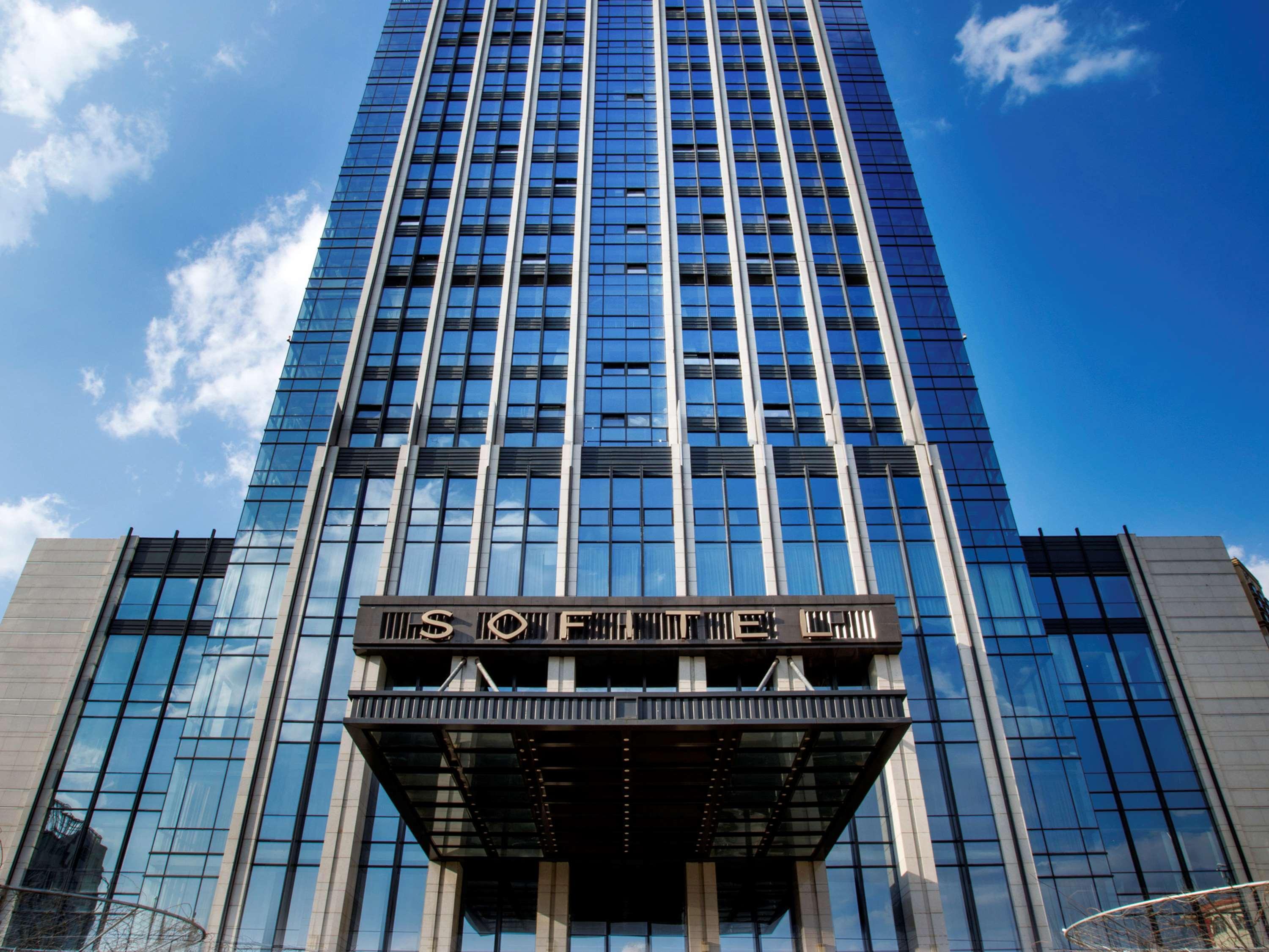 Sofitel Kunming Hotel Екстериор снимка