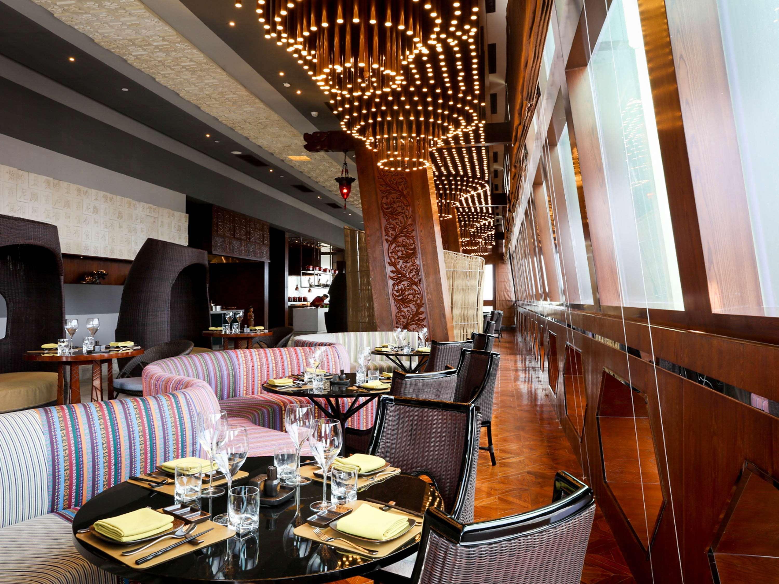 Sofitel Kunming Hotel Екстериор снимка